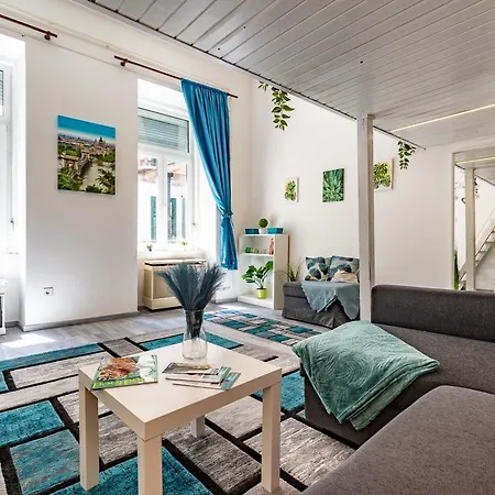 Corvin City Centre Apartment Budapest Exterior photo