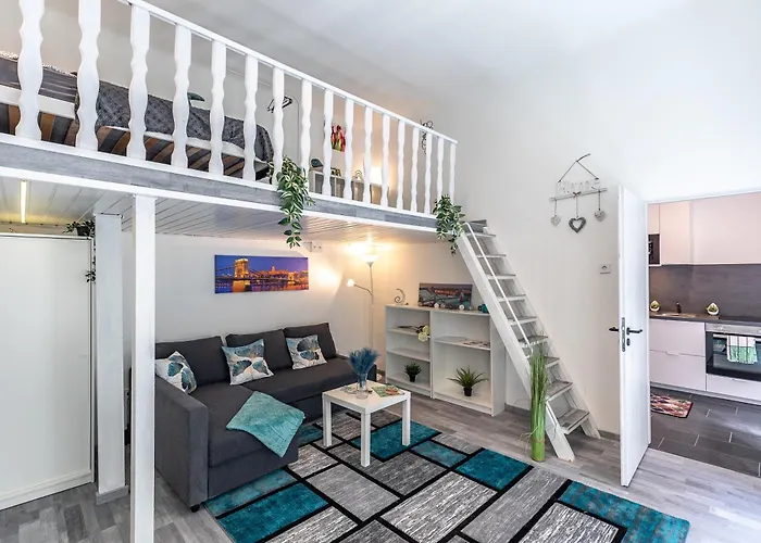 Corvin City Centre Apartment